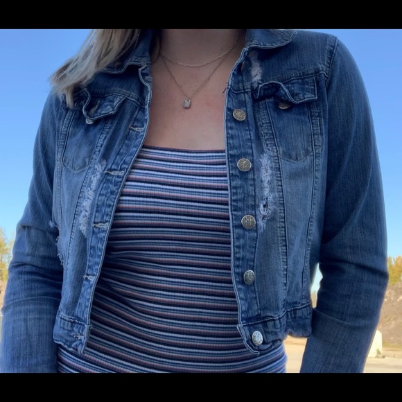 Cropped distressed Jean Jacket - Picture 1 of 4